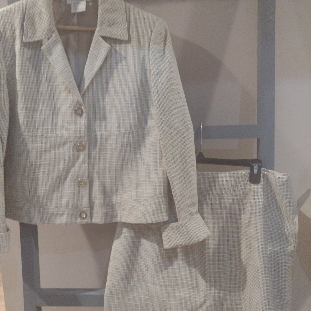 Carlisle 2 Piece Suit
